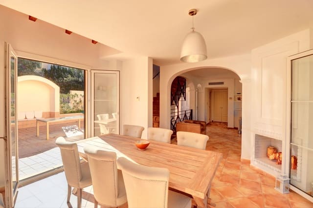 4 makuuhuone Omakotitalo myytävänä paikassa Es Camp De Mar / El Camp De Mar, Andratx - 925 000 € (Ref: 9519374)