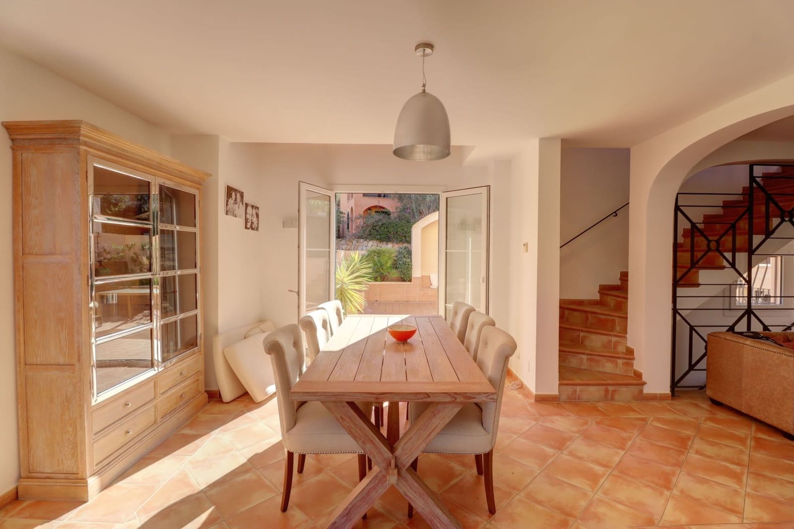 4 makuuhuone Omakotitalo myytävänä paikassa Es Camp De Mar / El Camp De Mar - 925 000 € (Ref: 9519374)