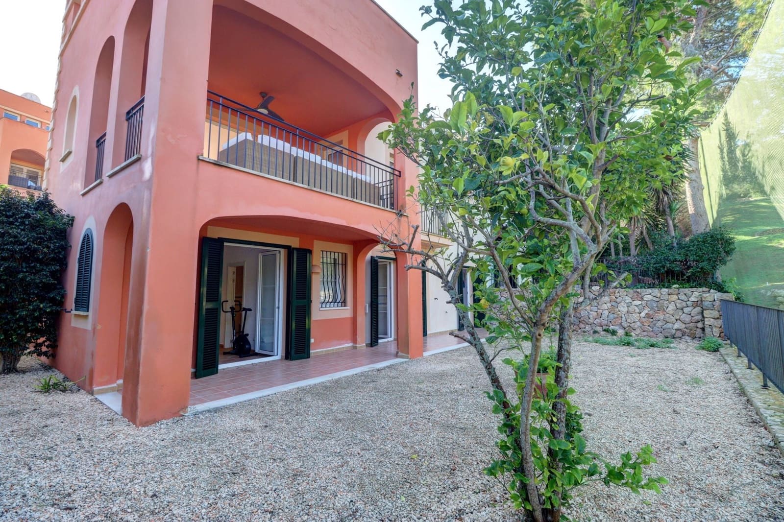 4 makuuhuone Omakotitalo myytävänä paikassa Es Camp De Mar / El Camp De Mar - 925 000 € (Ref: 9519374)