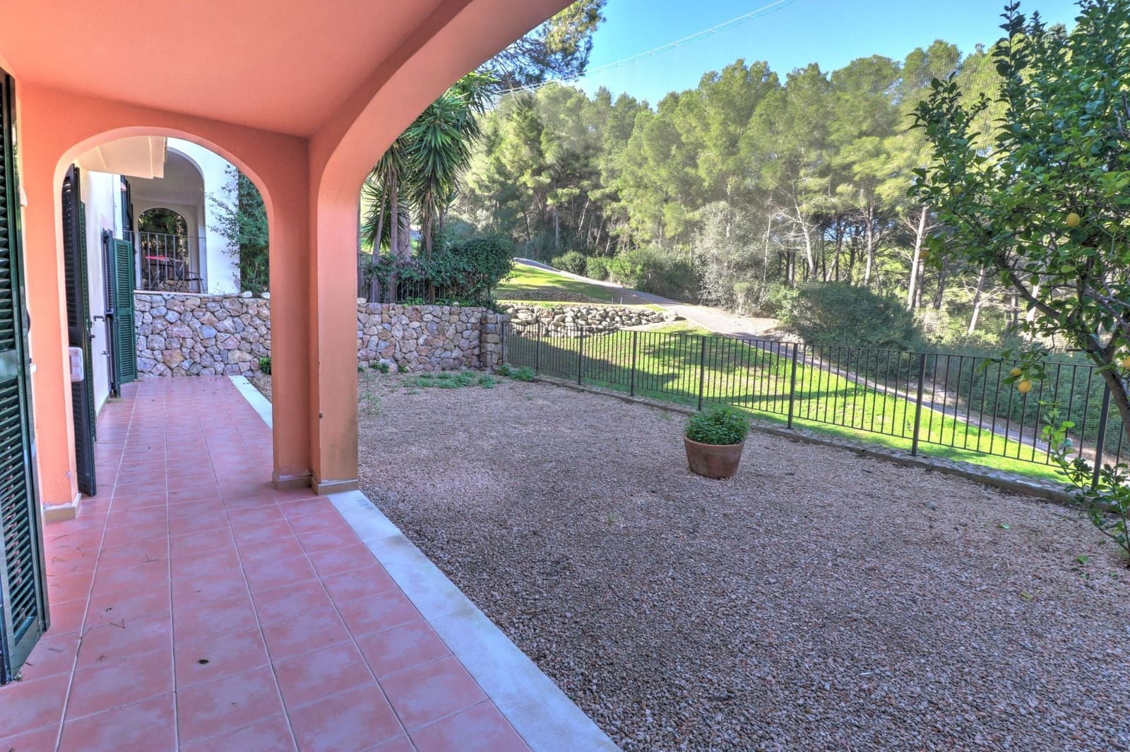 4 makuuhuone Omakotitalo myytävänä paikassa Es Camp De Mar / El Camp De Mar - 925 000 € (Ref: 9519374)