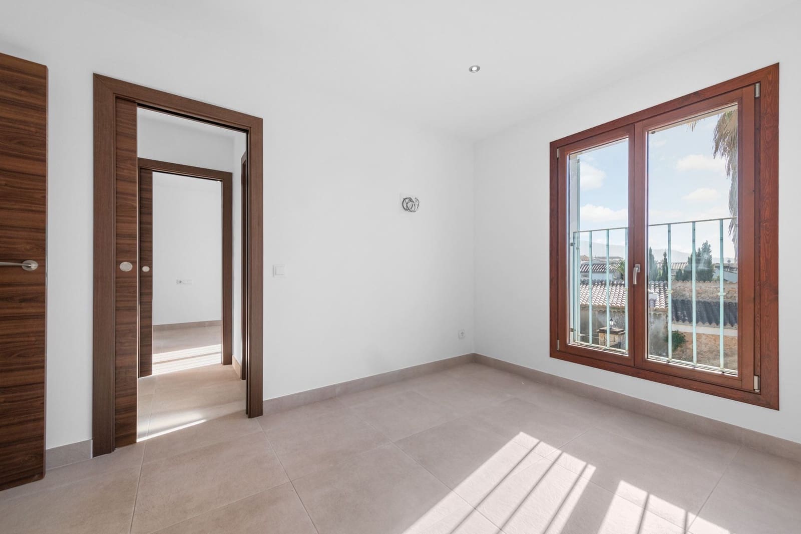 4 bedroom Villa for sale in Calvia - € 1,050,000 (Ref: 9523282)