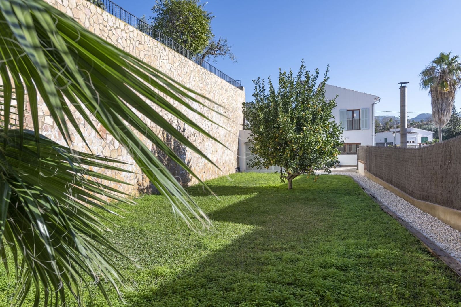 4 bedroom Villa for sale in Calvia - € 1,050,000 (Ref: 9523282)