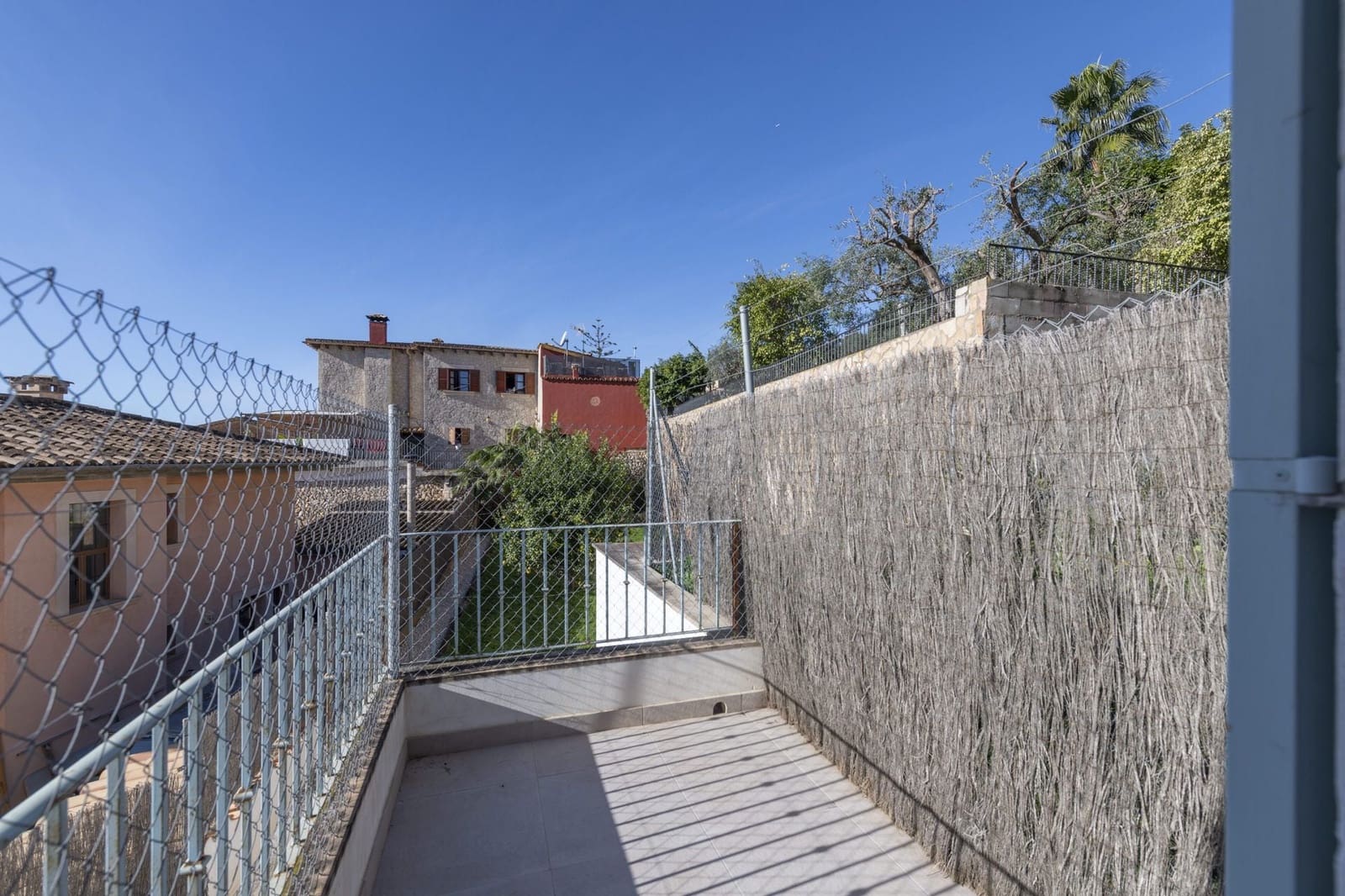 4 bedroom Villa for sale in Calvia - € 1,050,000 (Ref: 9523282)