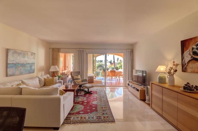 2 sovrum Lägenhet till salu i Santa Ponsa, Calvià med pool - 875 000 € (Ref: 9567901)