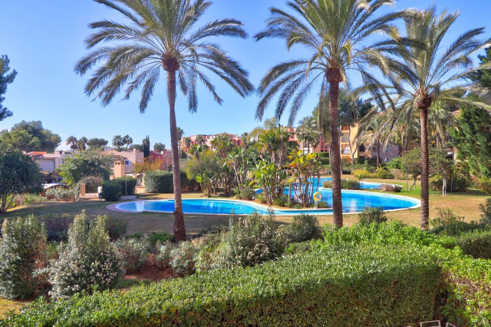 2 sovrum Lägenhet till salu i Santa Ponsa med pool - 875 000 € (Ref: 9567901)