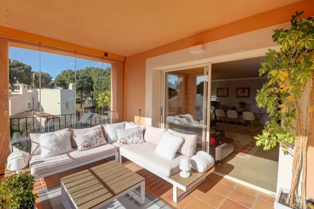 2 slaapkamer Appartement te koop in Santa Ponsa, Calvià met zwembad - € 895.000 (Ref: 9570045)
