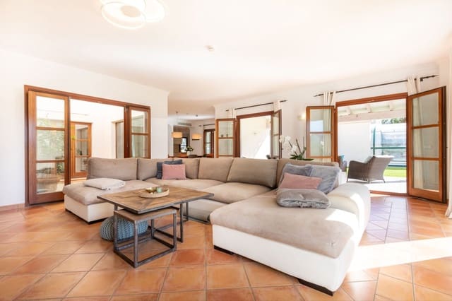 Chalet de 6 habitaciones en Santa Ponsa, Calvià en venta - 3.700.000 € (Ref: 9627063)