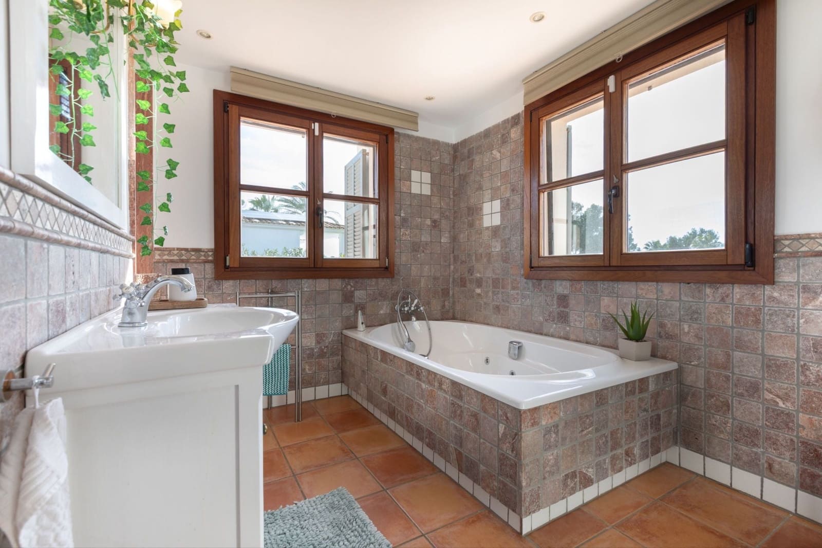 Chalet de 6 habitaciones en Santa Ponsa en venta - 3.700.000 € (Ref: 9627063)