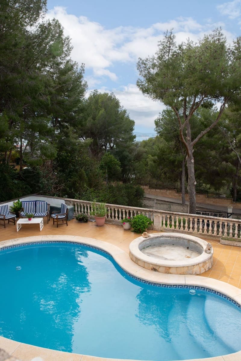 4 bedroom Villa for sale in Portals Nous with pool - € 2,850,000 (Ref: 9654123)