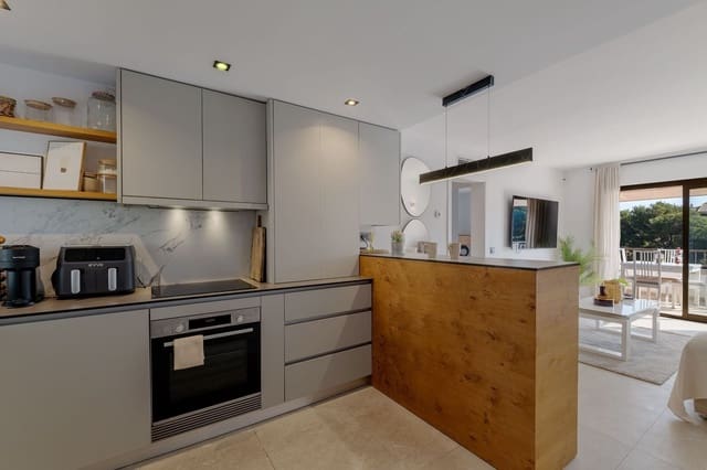 2 bedroom Apartment for sale in Santa Ponsa, Calvià - € 495,000 (Ref: 9685538)