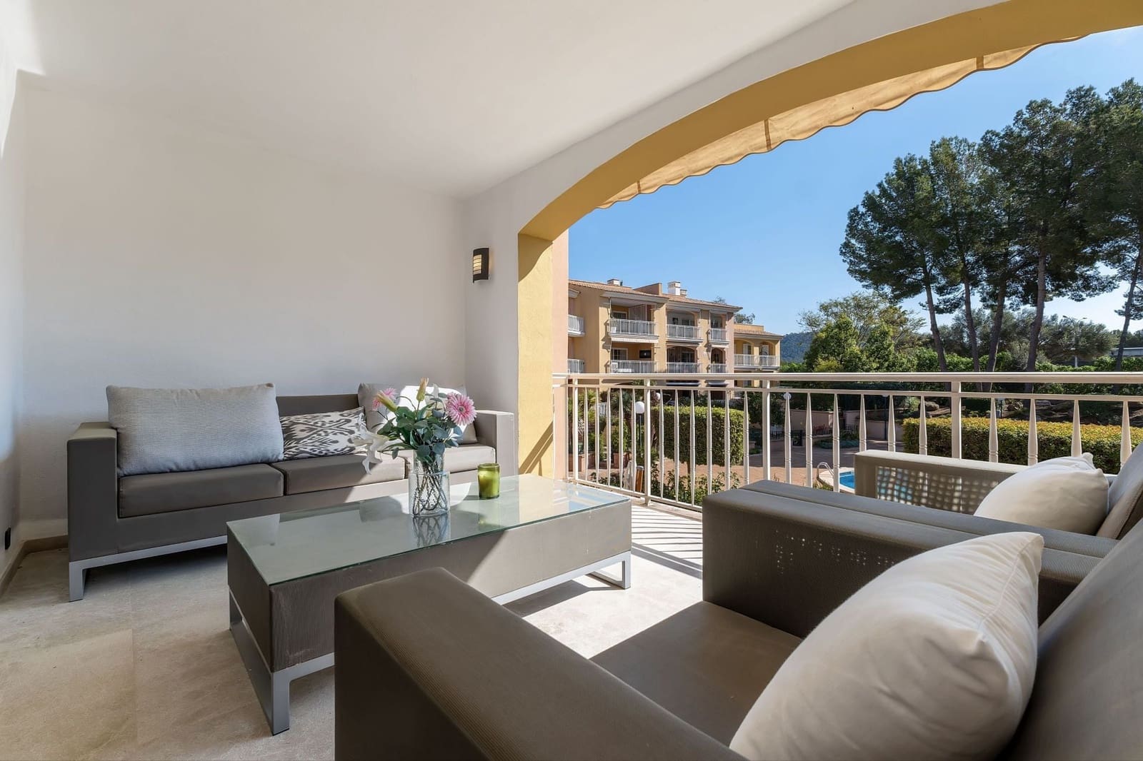 2 sovrum Lägenhet till salu i Santa Ponsa med pool - 795 000 € (Ref: 9688455)