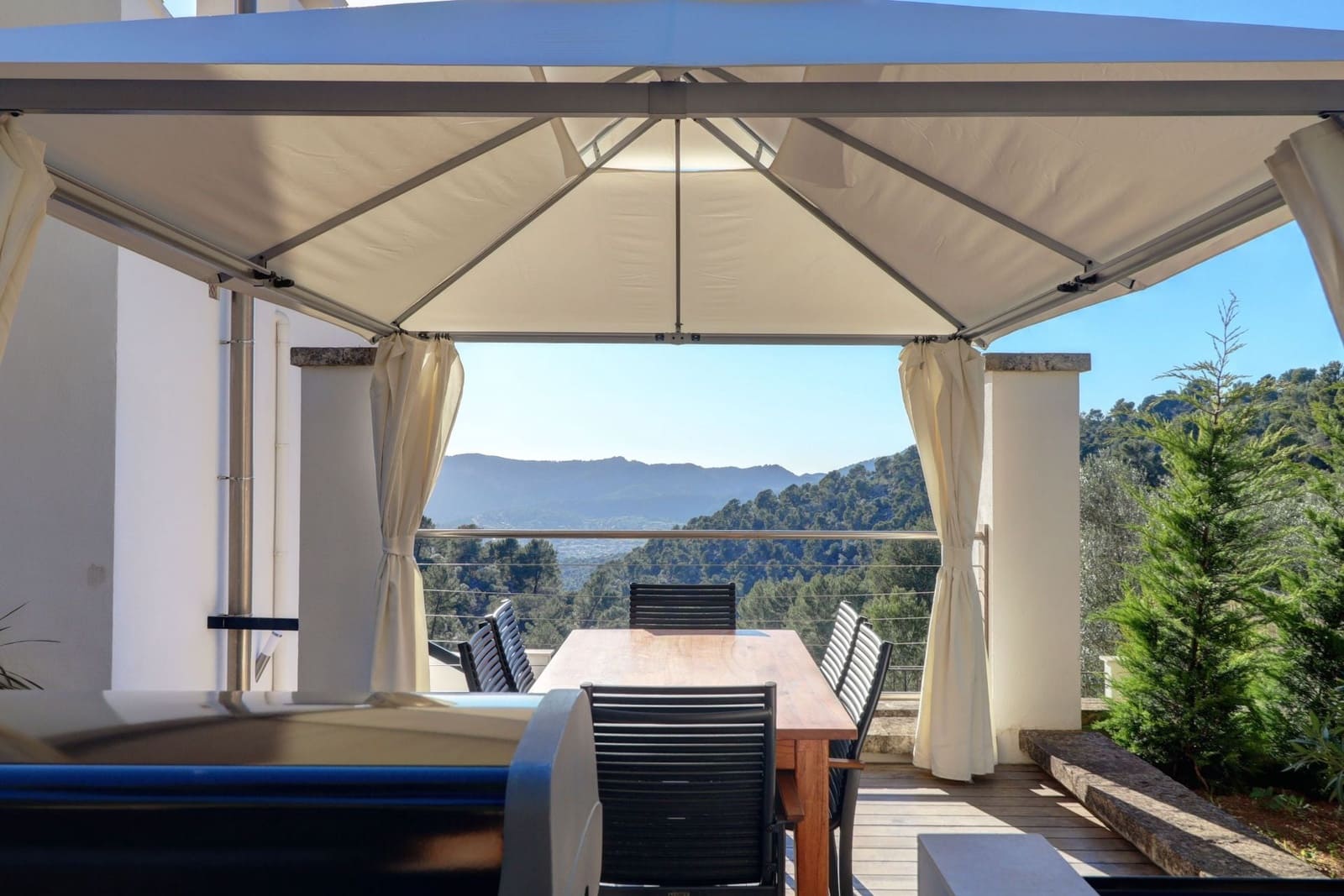 3 bedroom Villa for sale in Calvia with pool - € 2,725,000 (Ref: 9697744)