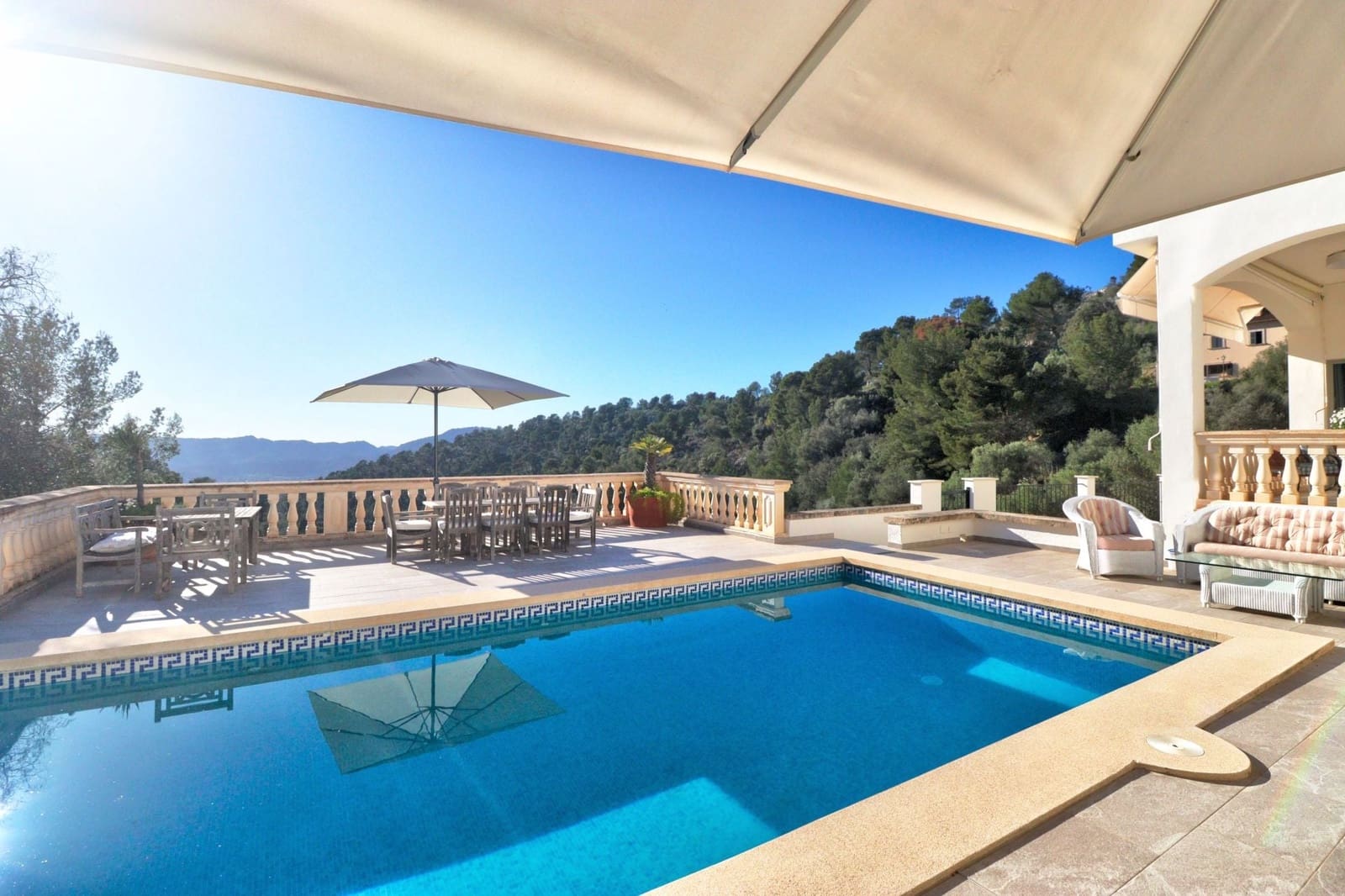3 bedroom Villa for sale in Calvia with pool - € 2,725,000 (Ref: 9697744)