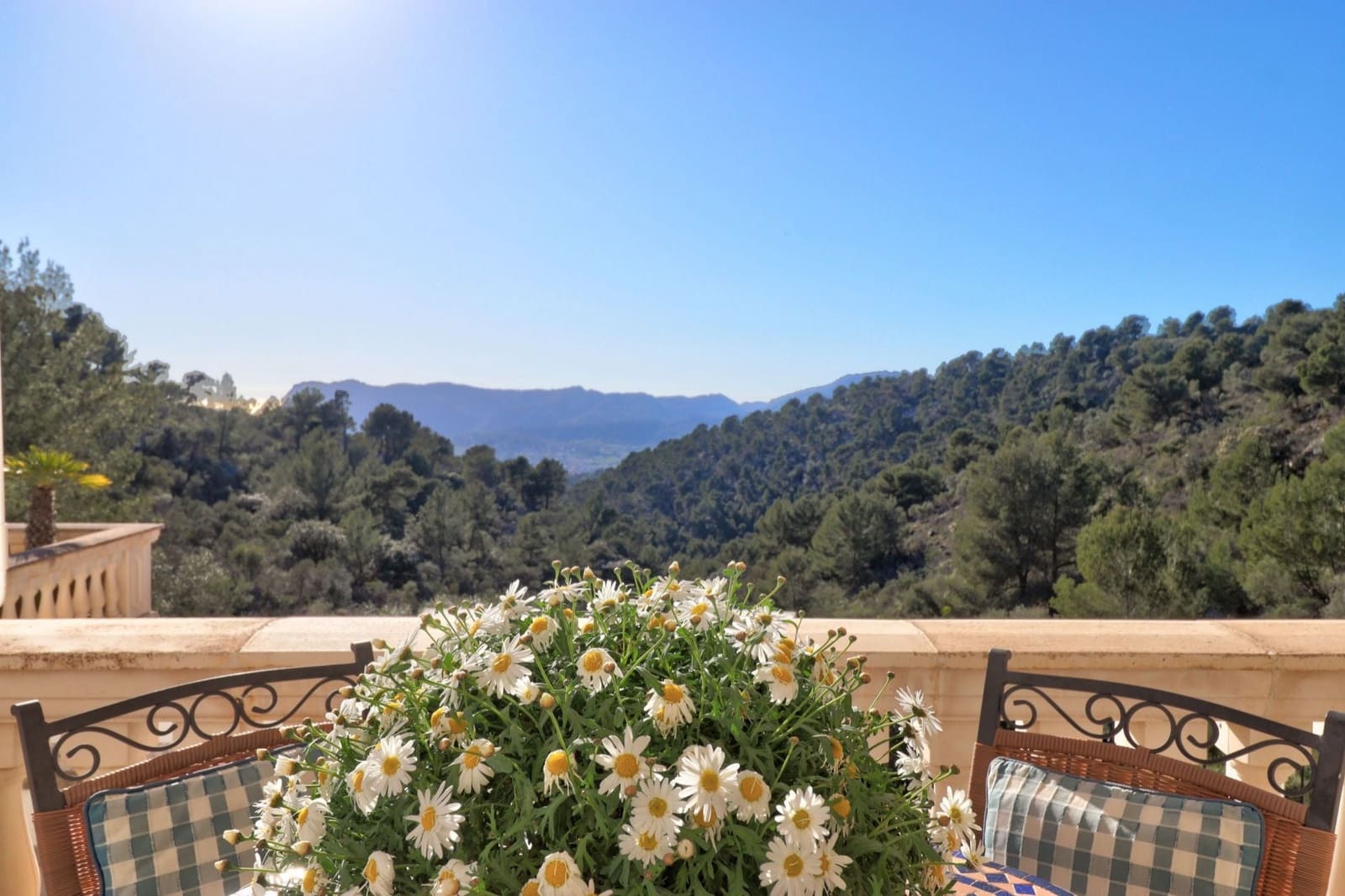 3 bedroom Villa for sale in Calvia with pool - € 2,725,000 (Ref: 9697744)