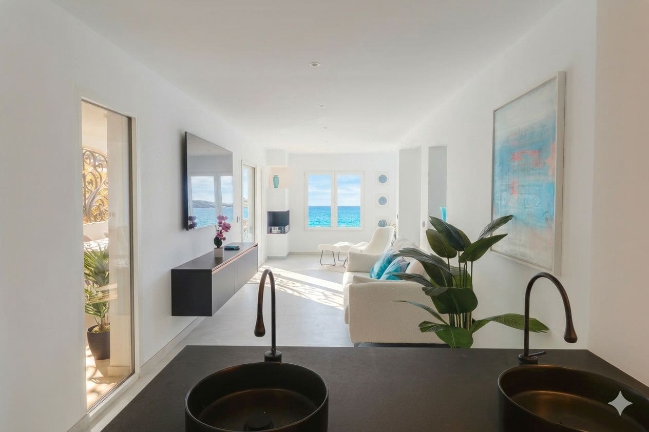 3 bedroom Apartment for sale in Puerto de Andratx - € 1,998,000 (Ref: 9700057)