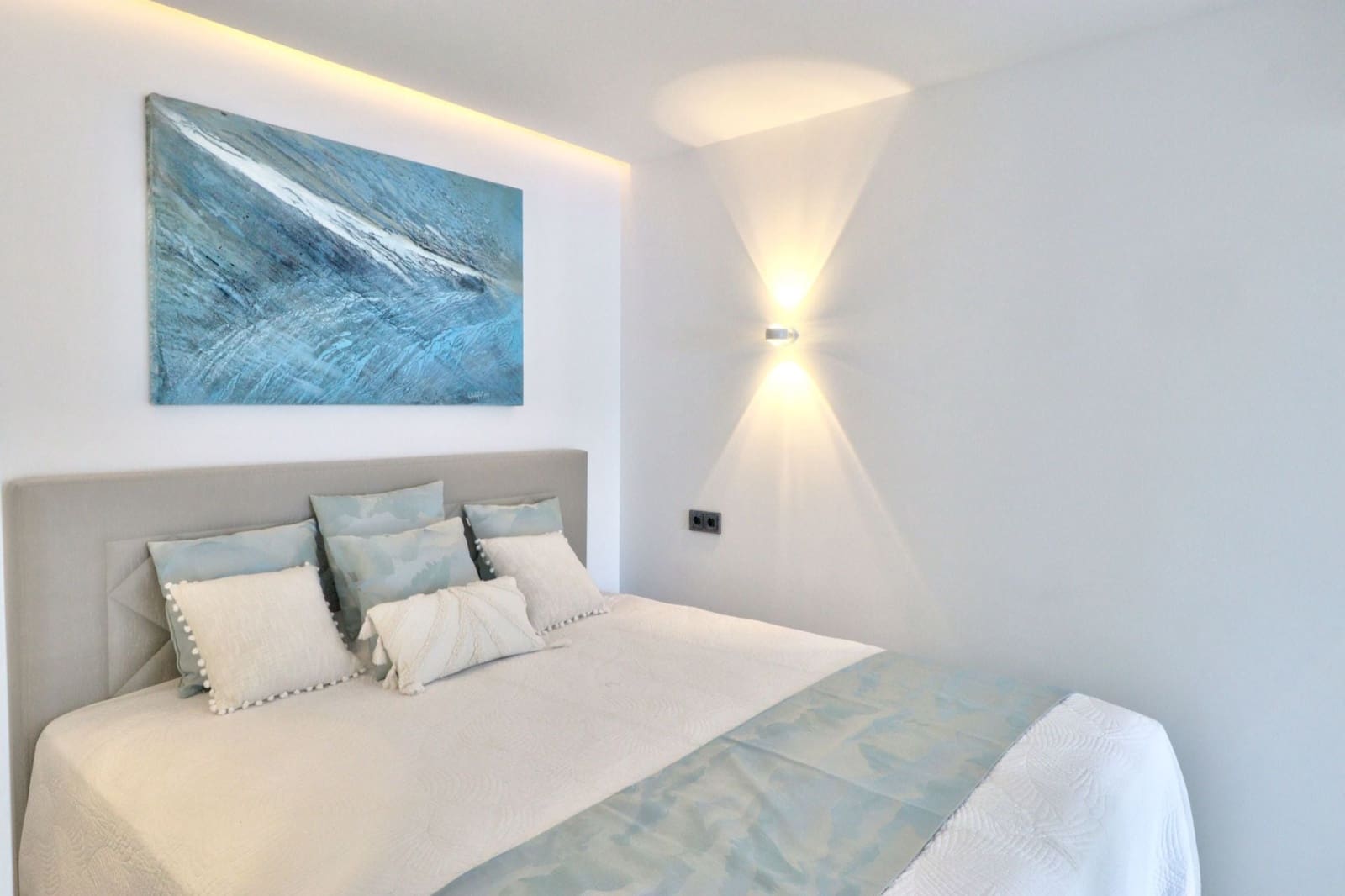 3 bedroom Apartment for sale in Puerto de Andratx - € 1,998,000 (Ref: 9700057)