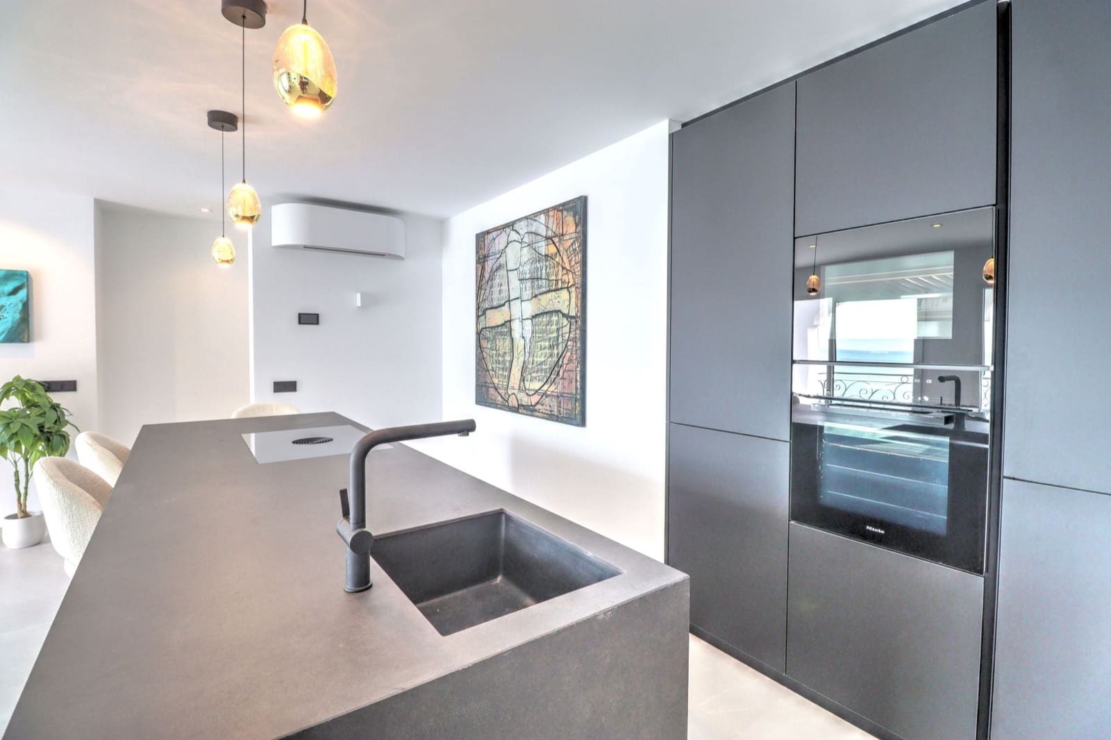 3 bedroom Apartment for sale in Puerto de Andratx - € 1,998,000 (Ref: 9700057)