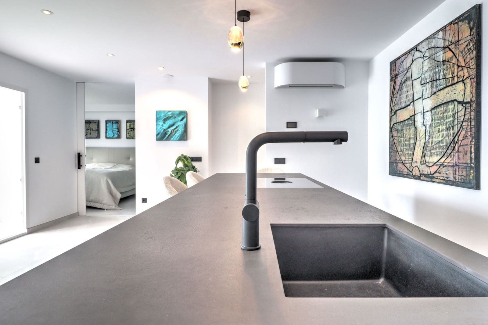 3 bedroom Apartment for sale in Puerto de Andratx - € 1,998,000 (Ref: 9700057)