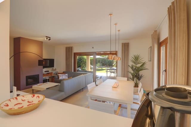 3 bedroom Bungalow for sale in Santa Ponsa, Calvià with pool - € 1,295,000 (Ref: 9709032)