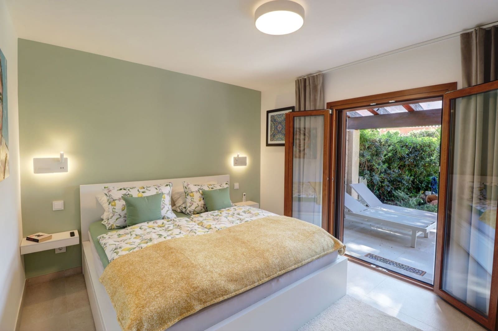 3 bedroom Bungalow for sale in Santa Ponsa with pool - € 1,295,000 (Ref: 9709032)