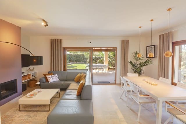 3 bedroom Bungalow for sale in Santa Ponsa, Calvià with pool - € 1,295,000 (Ref: 9709032)