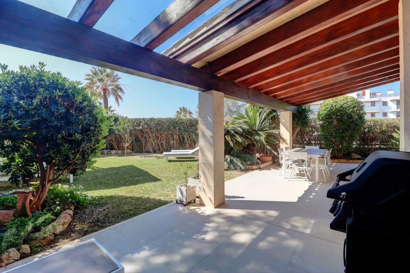 3 bedroom Bungalow for sale in Santa Ponsa with pool - € 1,295,000 (Ref: 9709032)