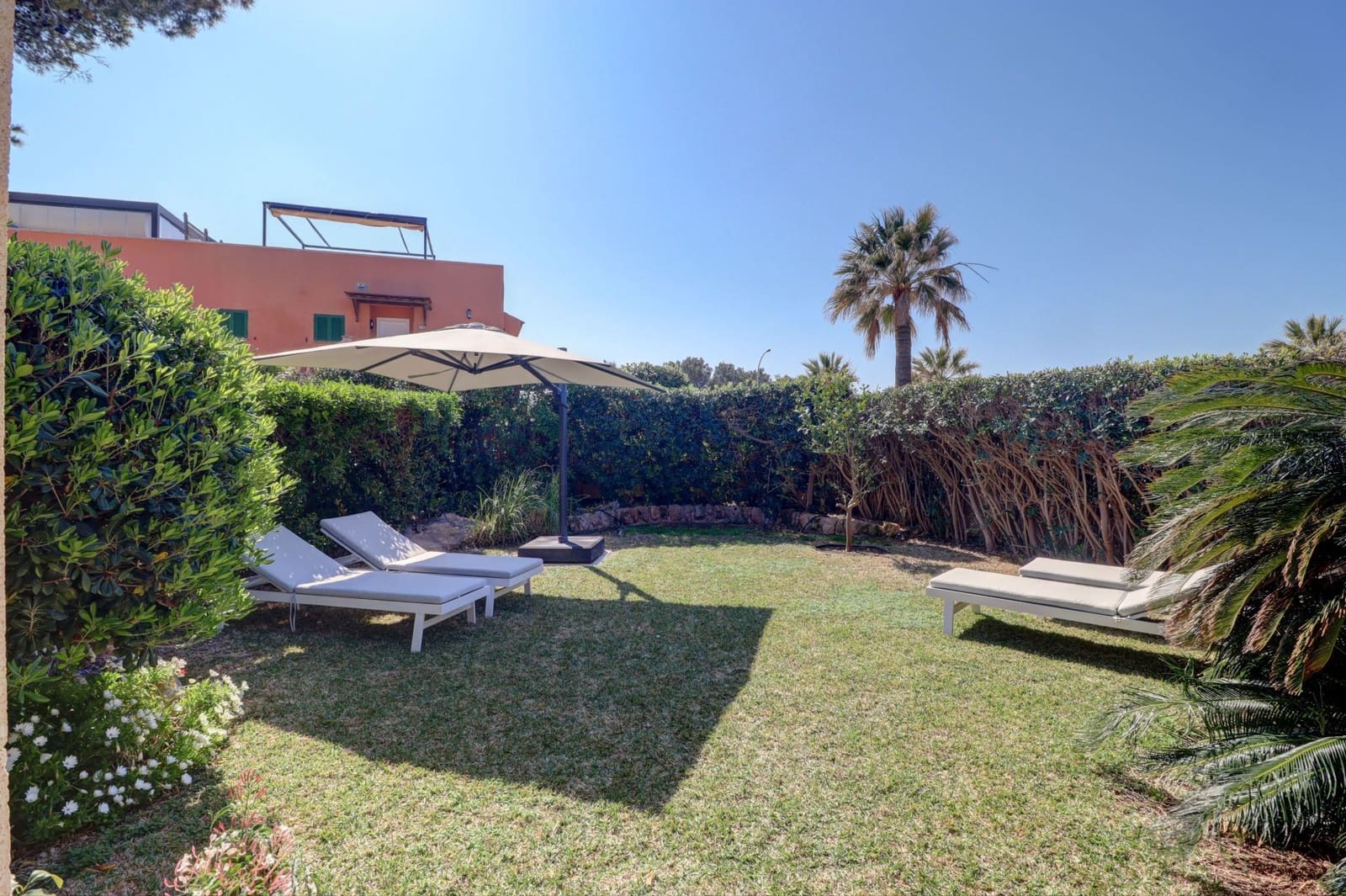 3 bedroom Bungalow for sale in Santa Ponsa with pool - € 1,295,000 (Ref: 9709032)
