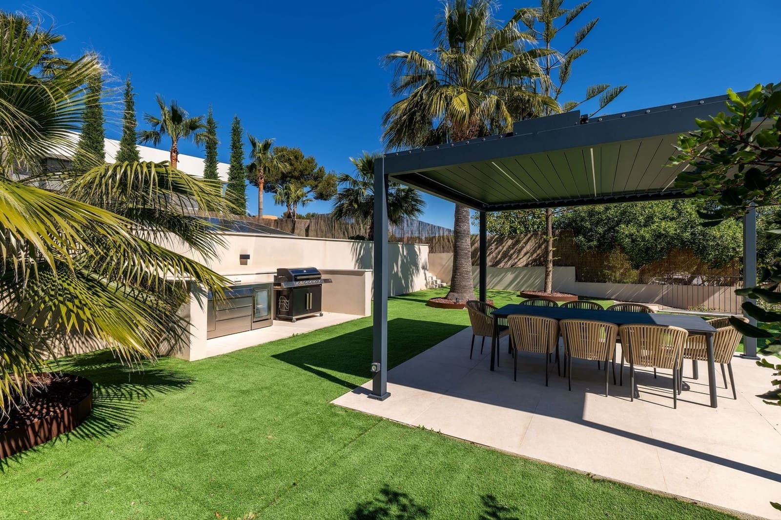 3 makuuhuone Huvila myytävänä paikassa Santa Ponsa mukana uima-altaan - 2 980 000 € (Ref: 9714376)