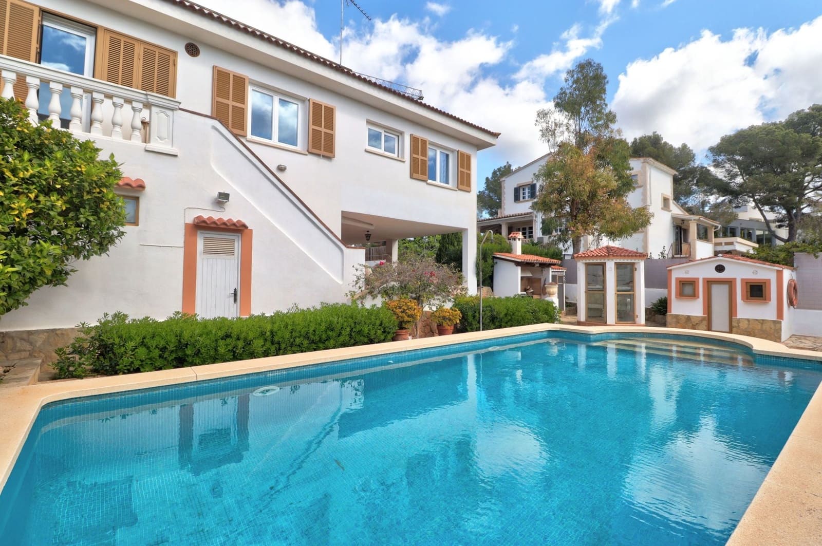 Chalet de 6 habitaciones en Santa Ponsa en venta con piscina - 1.600.000 € (Ref: 9726238)