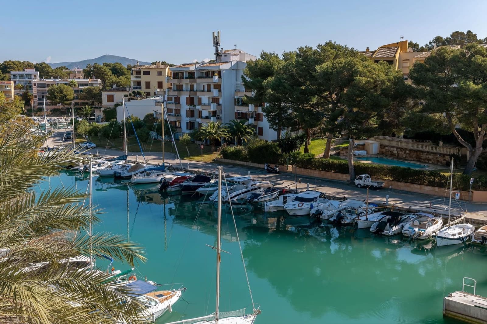Ático de 2 habitaciones en Santa Ponsa en venta - 495.000 € (Ref: 9737768)