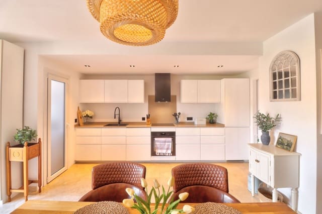 Apartamento de 2 habitaciones en El Toro / Port Adriano, Calvià en venta con piscina - 750.000 € (Ref: 9737770)