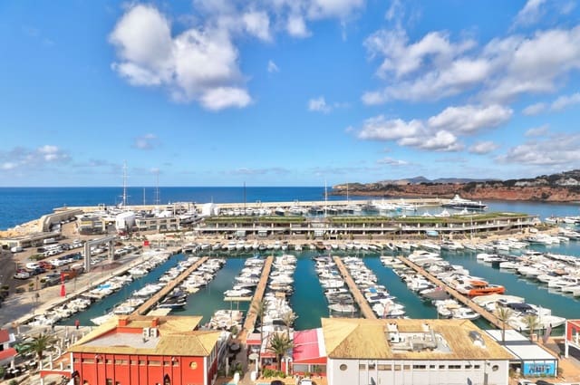 Apartamento de 2 habitaciones en El Toro / Port Adriano, Calvià en venta con piscina - 750.000 € (Ref: 9737770)