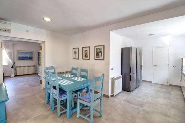 4 Zimmer Villa zu verkaufen in Peguera / Paguera, Calvià - 925.000 € (Ref: 9741443)