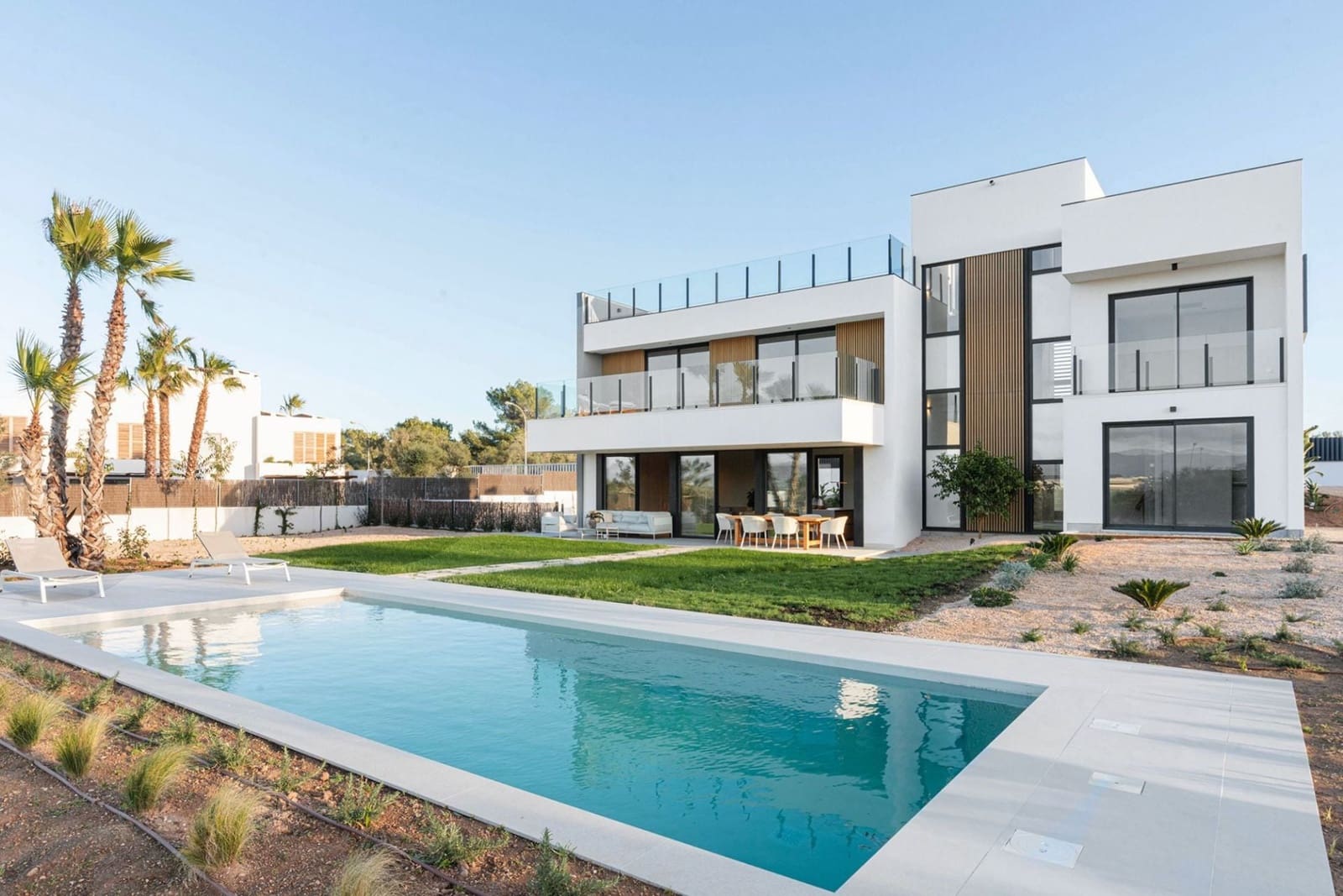 4 slaapkamer Villa te koop in Palma de Mallorca met zwembad - € 2.790.000 (Ref: 9770190)