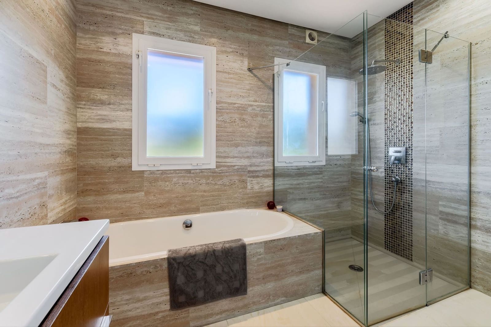 4 sypialnia Willa na sprzedaż w Costa de la Calma z basenem - 2 250 000 € (Ref: 9777081)