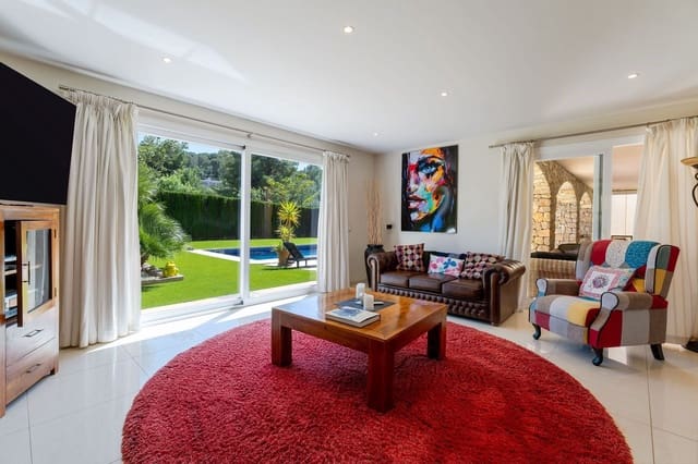 4 sypialnia Willa na sprzedaż w Costa de la Calma, Calvià z basenem - 2 250 000 € (Ref: 9777081)