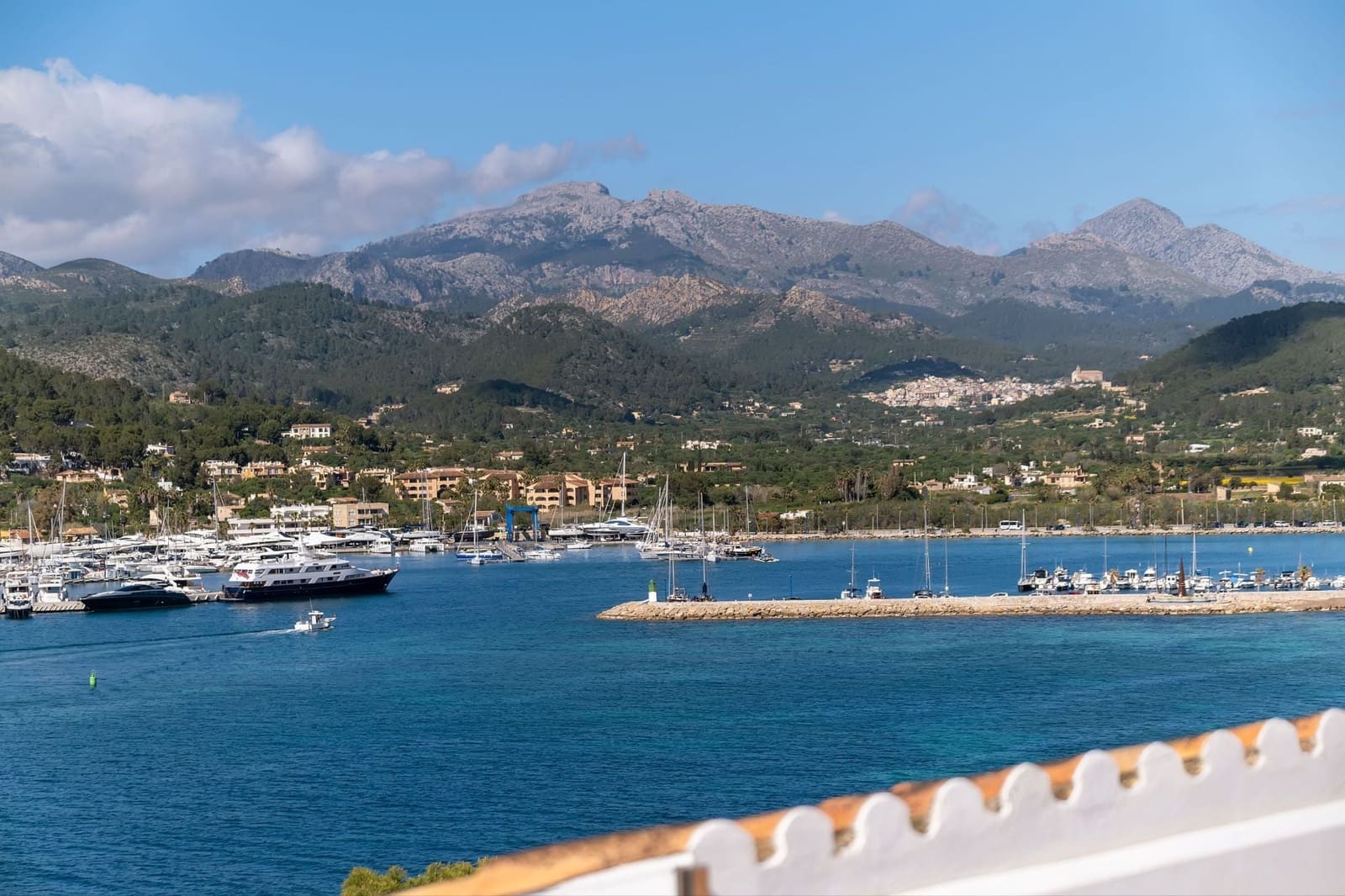 3 sypialnia Apartament na sprzedaż w Puerto de Andratx z basenem - 1 995 000 € (Ref: 9780039)