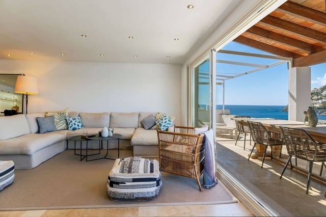 3 sovrum Lägenhet till salu i Puerto de Andratx, Andratx med pool - 1 995 000 € (Ref: 9780039)