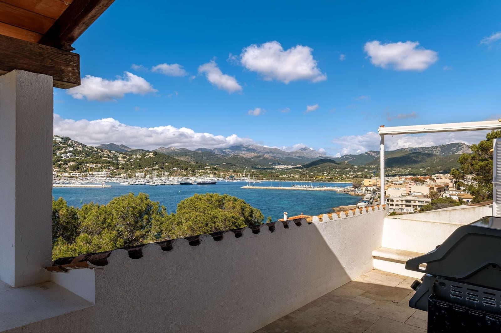 3 sypialnia Apartament na sprzedaż w Puerto de Andratx z basenem - 1 995 000 € (Ref: 9780039)