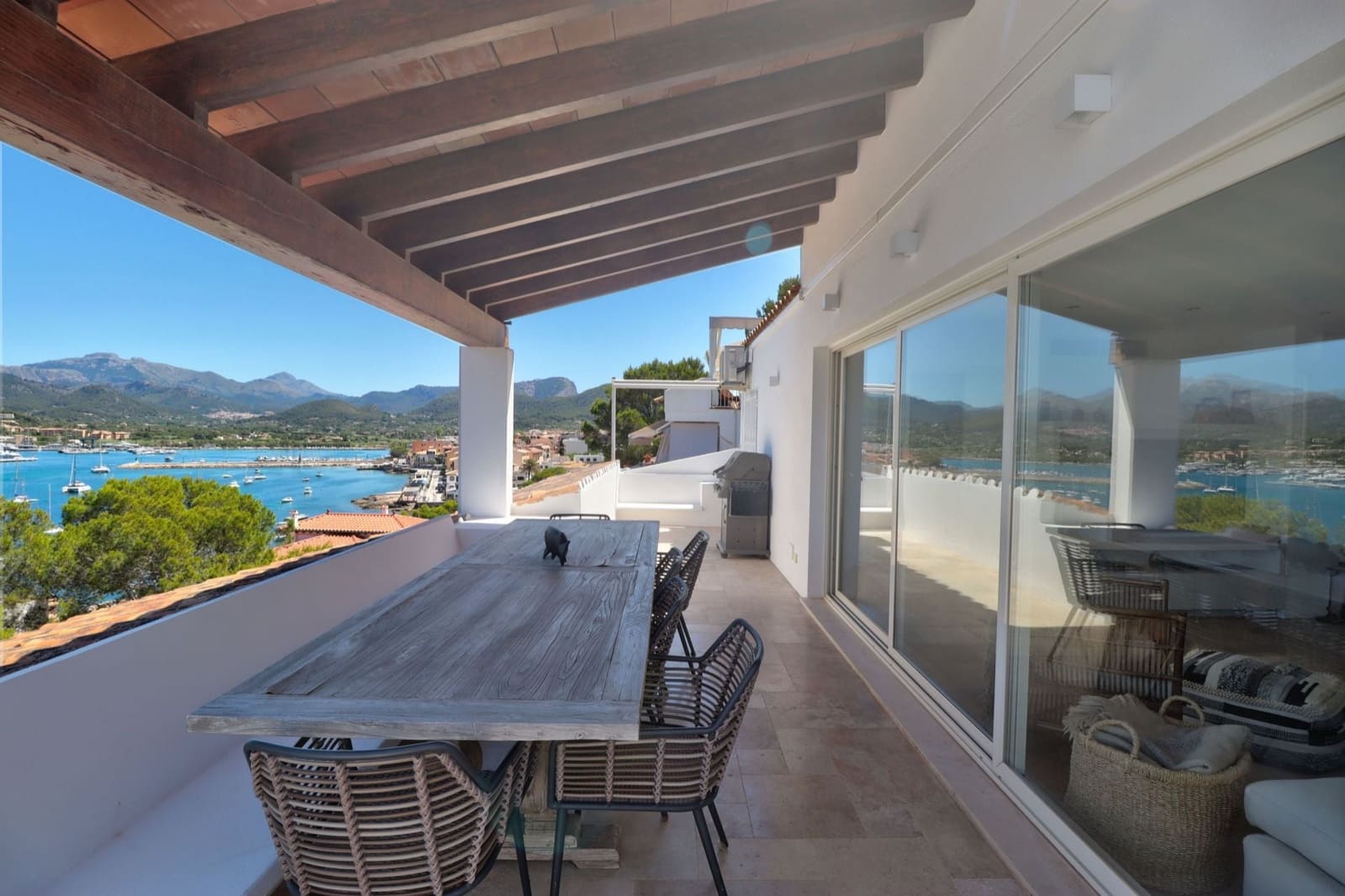 3 soveværelse Lejlighed til salg i Puerto de Andratx med swimmingpool - € 1.995.000 (Ref: 9780039)