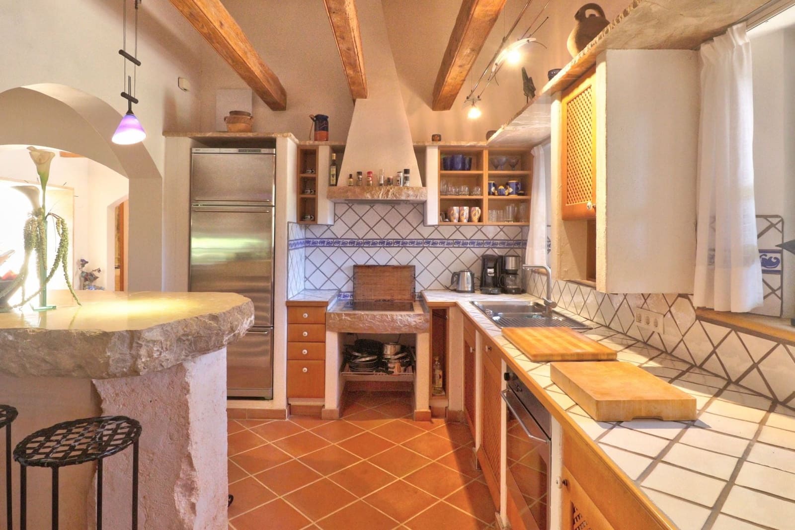 2 bedroom Villa for sale in Santa Ponsa with pool - € 1,930,000 (Ref: 9780040)