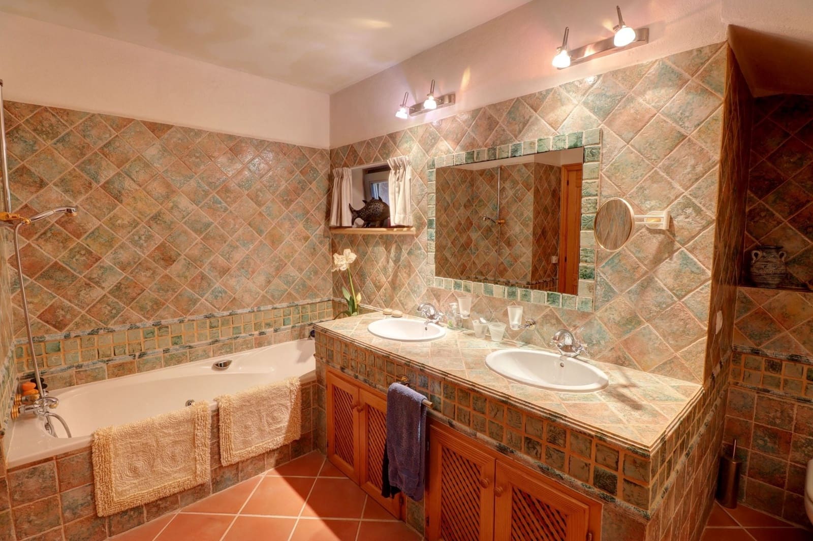 2 bedroom Villa for sale in Santa Ponsa with pool - € 1,930,000 (Ref: 9780040)