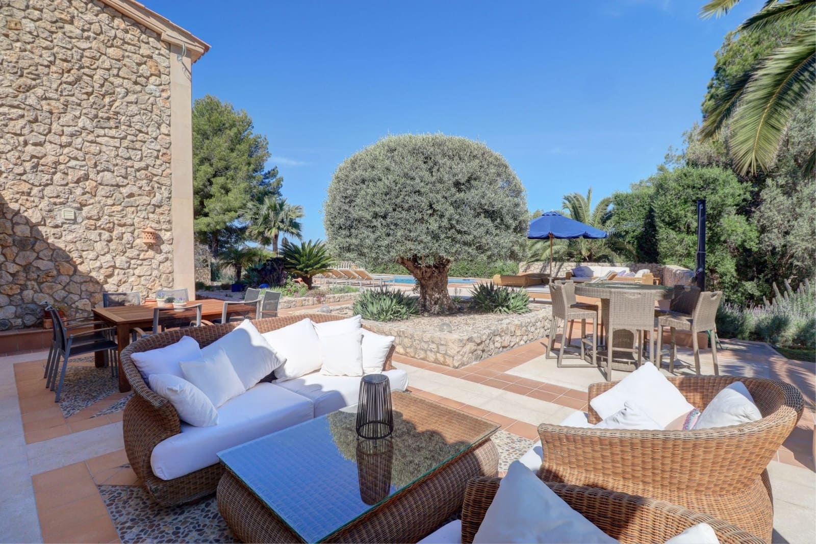 4 quarto Moradia para venda em Calvia com piscina - 2 650 000 € (Ref: 9782864)