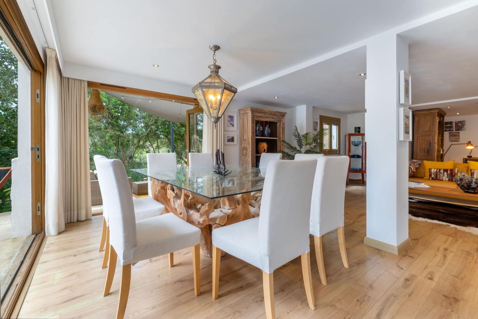 4 bedroom Villa for sale in Calvia - € 2,595,000 (Ref: 9844460)