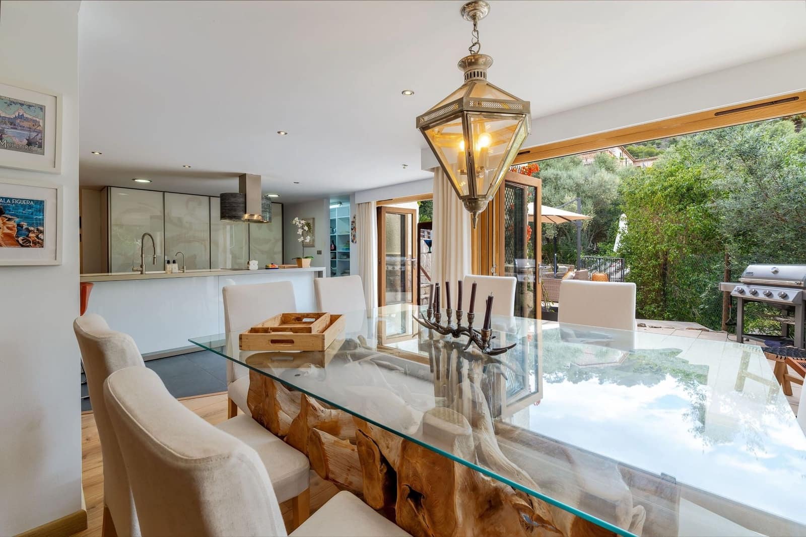 4 bedroom Villa for sale in Calvia - € 2,595,000 (Ref: 9844460)