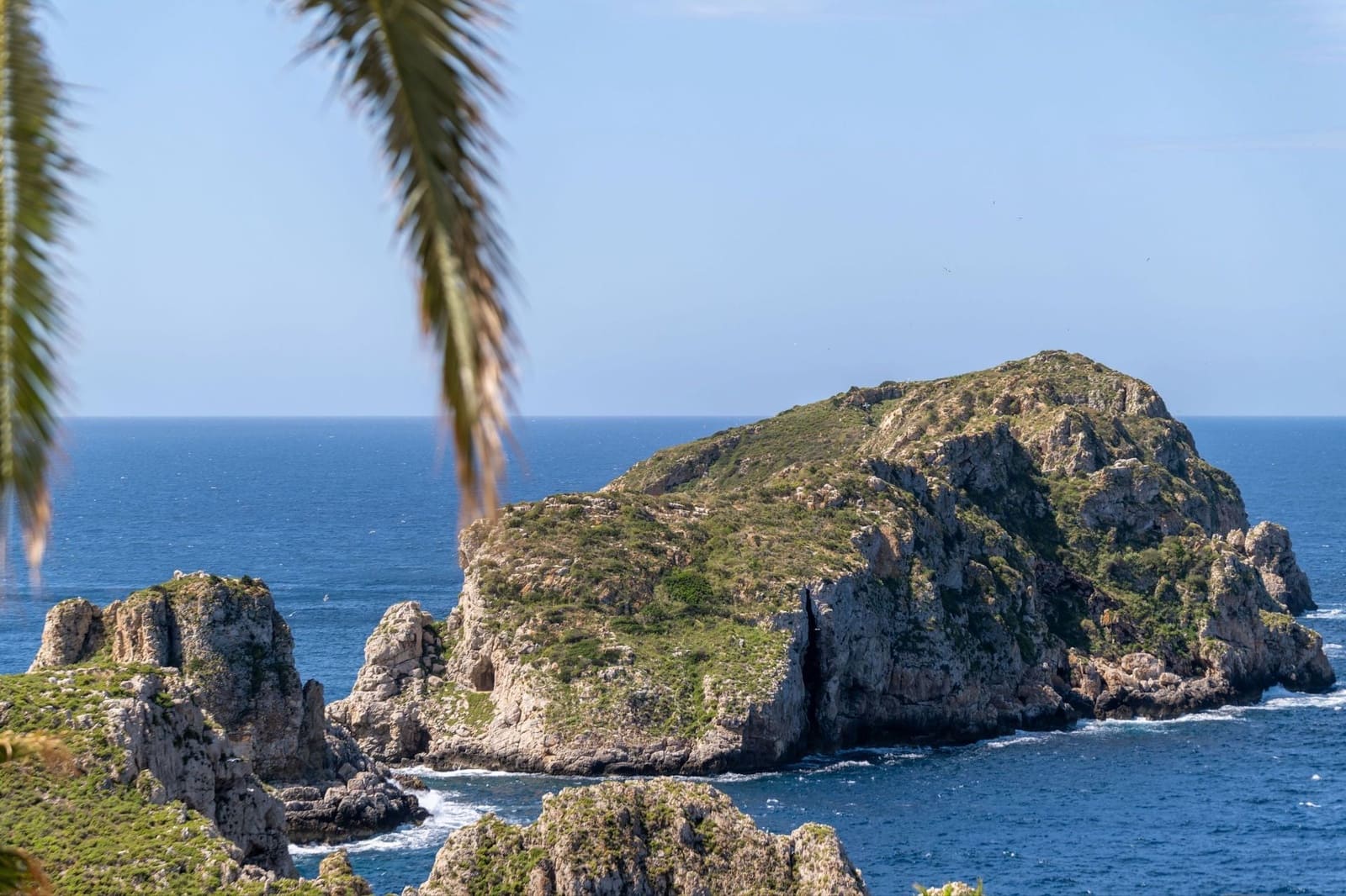 3 bedroom Apartment for sale in Santa Ponsa with pool - € 3,150,000 (Ref: 9848899)