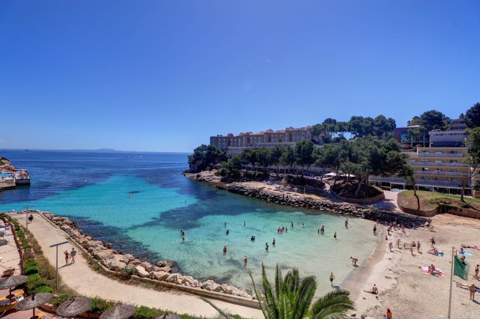 2 bedroom Apartment for sale in Cala Vinyes / Cala Vinyas / Cala Vinas - € 675,000 (Ref: 9866340)