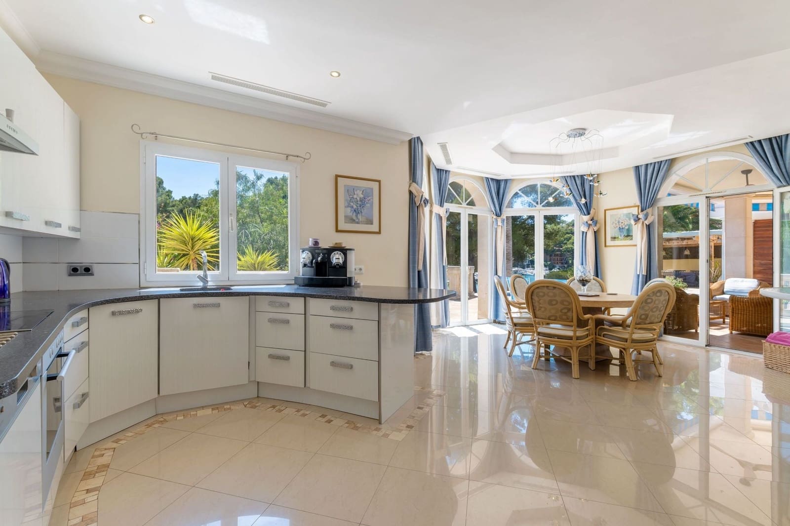 6 sypialnia Willa na sprzedaż w Santa Ponsa z basenem - 4 250 000 € (Ref: 9875555)