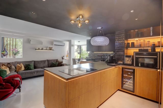 2 sypialnia Apartament na sprzedaż w Santa Ponsa, Calvià z basenem - 750 000 € (Ref: 9889627)