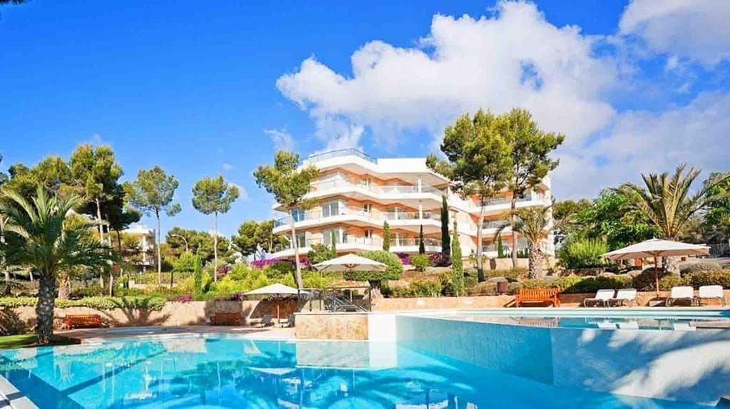 3 sypialnia Apartament na sprzedaż w Sol de Mallorca z basenem - 1 099 000 € (Ref: 9915131)